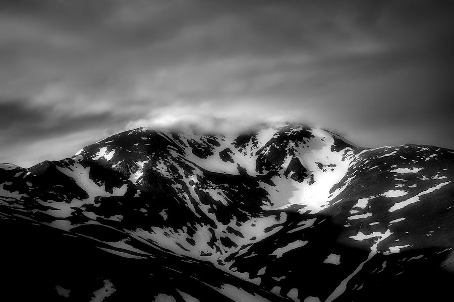 Puigmal i el núvol.